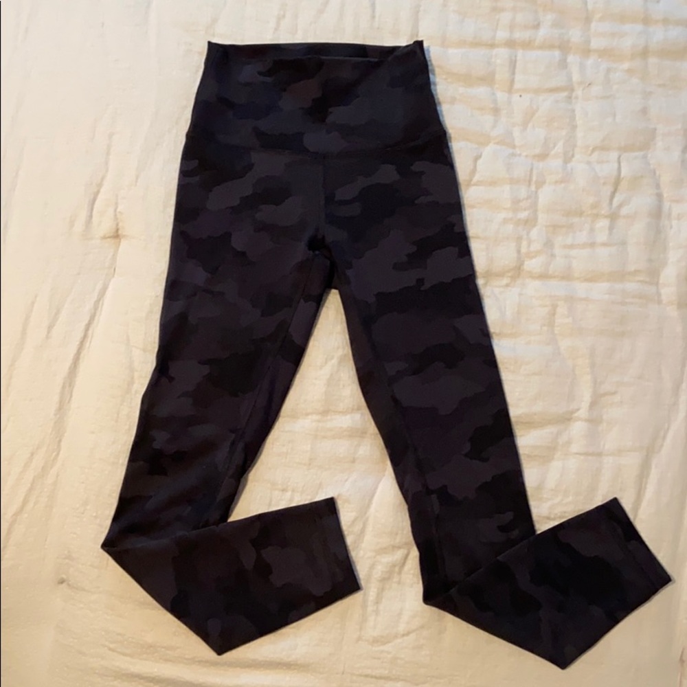 Lululemon Wunder Train High-Rise Tight 25”